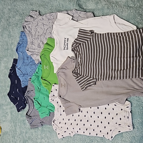 9 mo Onsie Lot - Picture 1 of 1